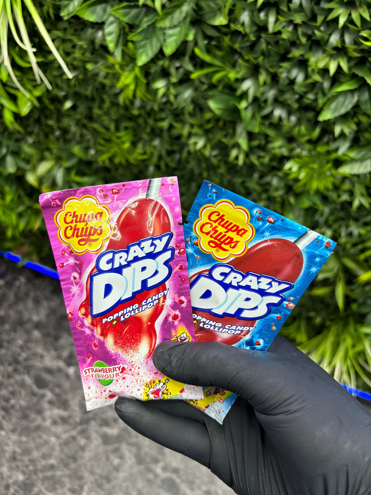 Chupa Chups Crazy Dips Popping Candy + Lollipop