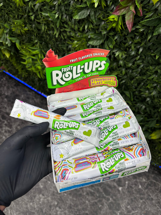 Fruit Roll Ups Single Roll - Strawberry Blast